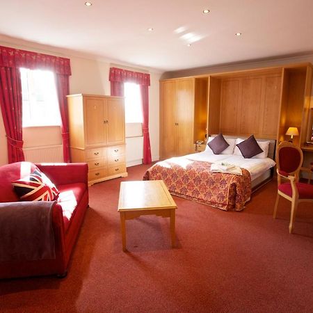 Hunters Lodge Hotel Crewe Exteriér fotografie