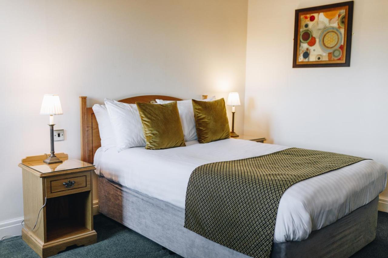 Hunters Lodge Hotel Crewe Exteriér fotografie
