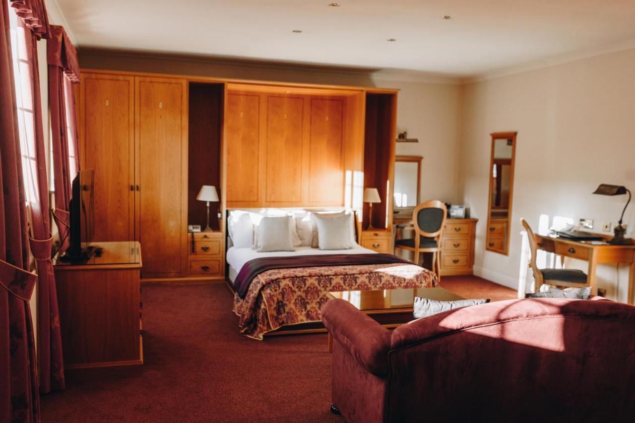 Hunters Lodge Hotel Crewe Exteriér fotografie