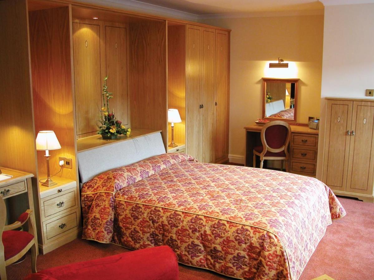 Hunters Lodge Hotel Crewe Exteriér fotografie