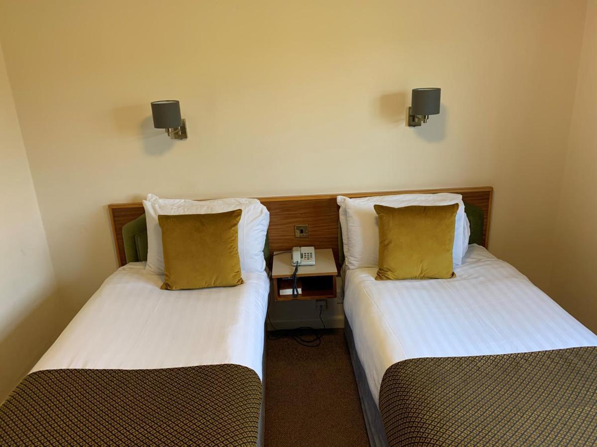 Hunters Lodge Hotel Crewe Exteriér fotografie
